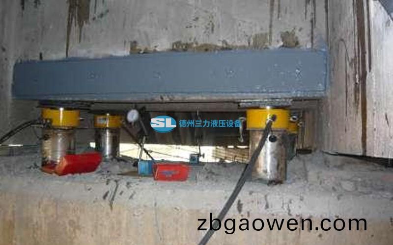 壓力(li)實驗(yan)機用(yong)油(you)泵(beng)-(3).jpg